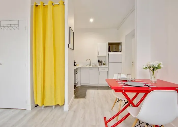 Lilly-tout A Pied Proche Gares Grd Palais&centre Appartamento *