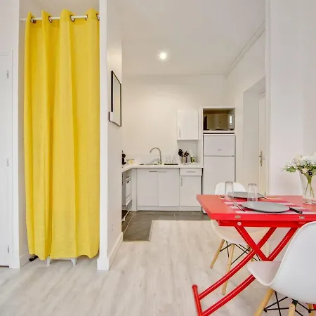 Lilly-tout A Pied Proche Gares Grd Palais&centre Apartment *
